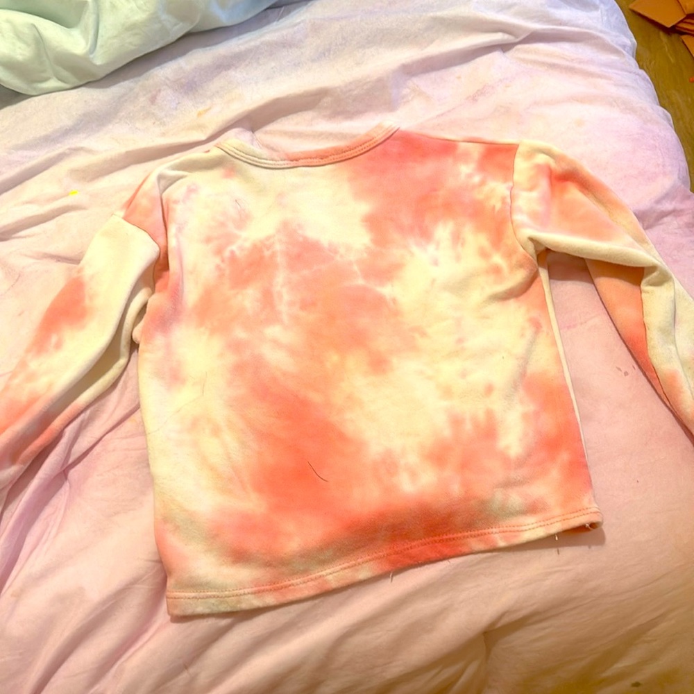This sweatshirt is amazing for kids and is new and rarely used!